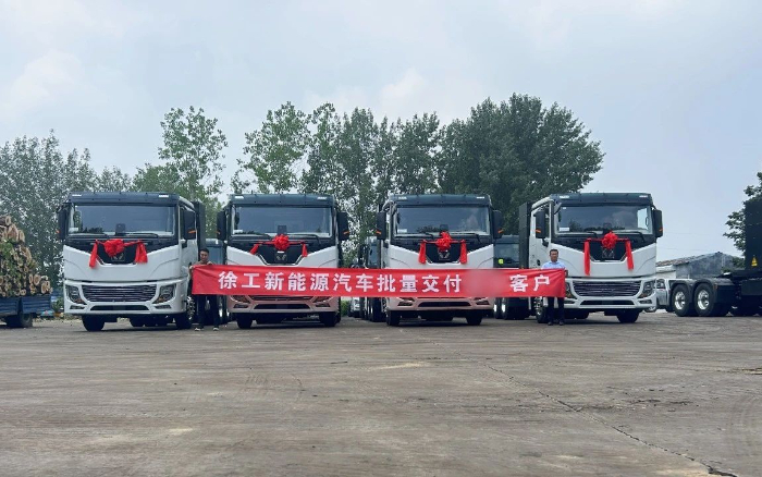 車隊(duì)老板的“致富經(jīng)”：“選擇徐工，就是選擇成功！”