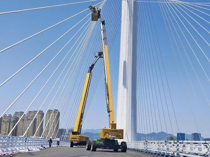 穩(wěn)如磐石！XGS70K毫米級守護博士大橋“生命線”！