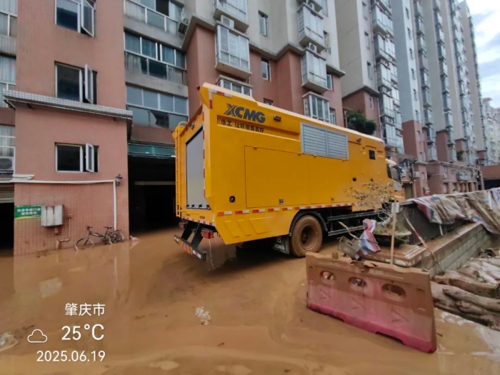 火速馳援！徐工多臺“抗洪勇士”全力迎戰(zhàn)!